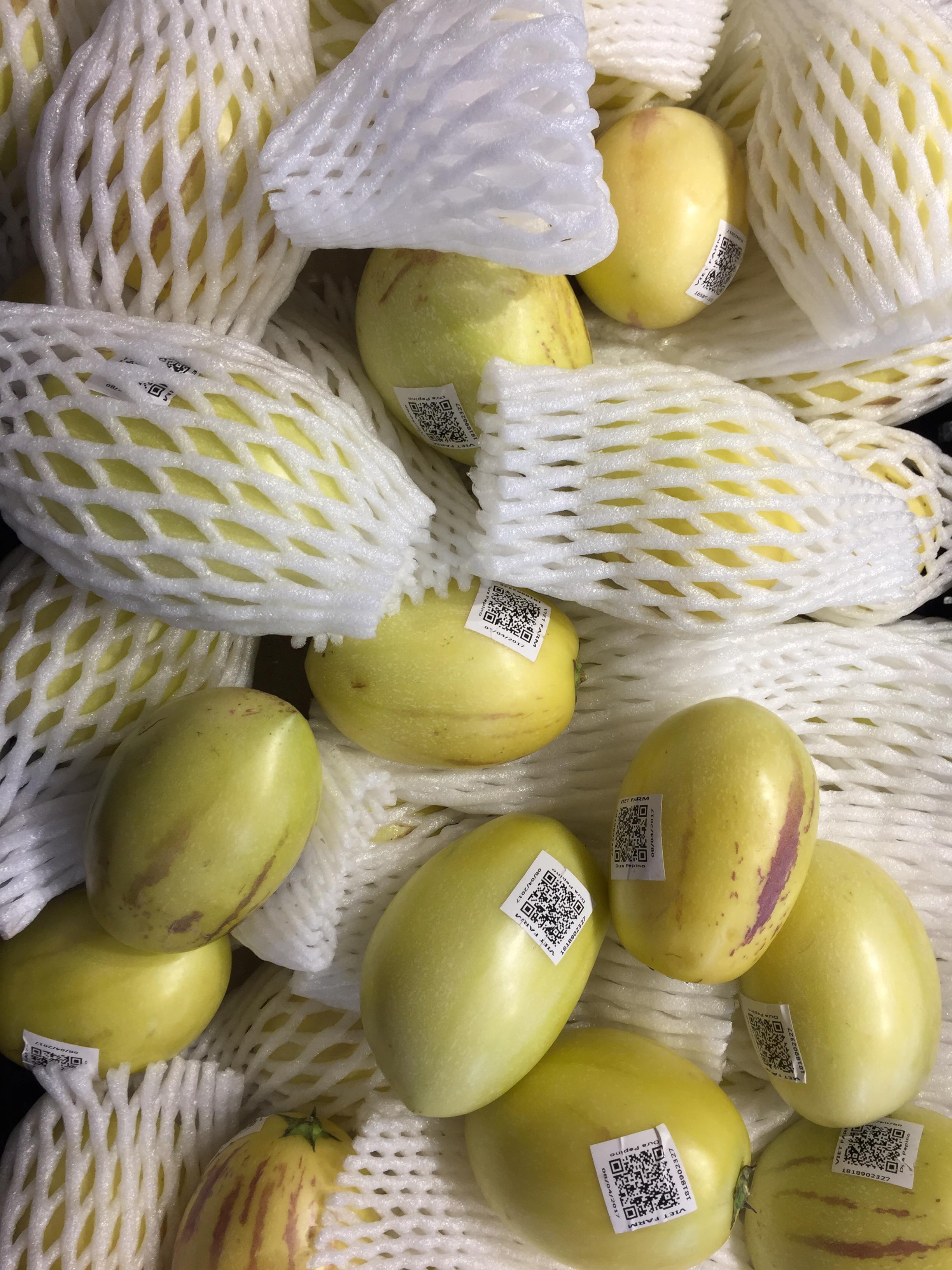 Hết nh&oacute;t Nhật, d&acirc;n H&agrave; Nội lại 'ph&aacute;t sốt' với dưa Pepino Đ&agrave; Lạt